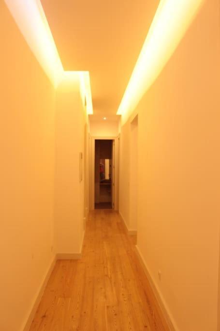 Apartment Piano *
